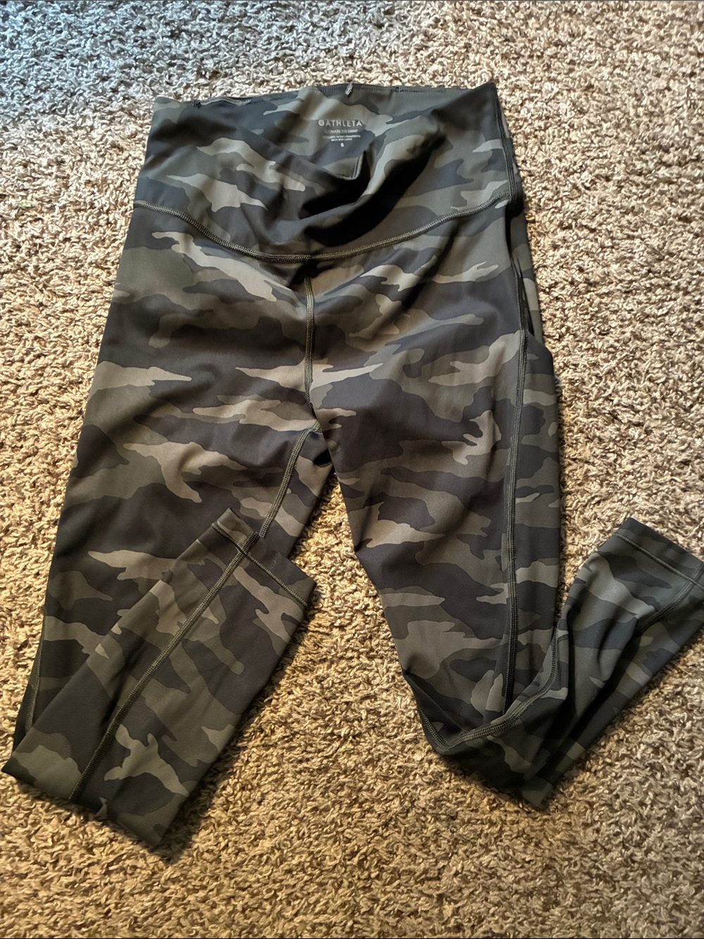 Athleta Girls Black & Gray Camo Athletic Leggings